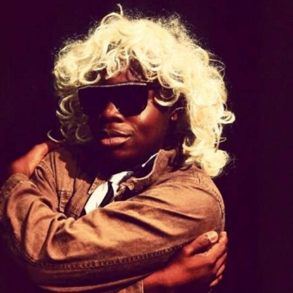 Meet your Posher, Demi